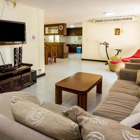Rosa With Private Pool And Jacuzzi 100m To 2* Pattaya
