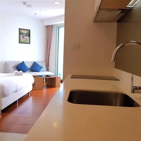 The Palm Wongamat Apartment *