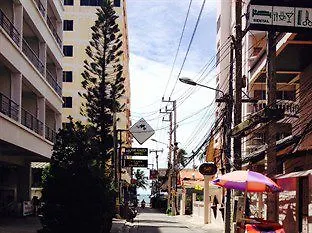 เดอะ เอเอ พัทยา เรสซิเดนซ์ โรงแรม