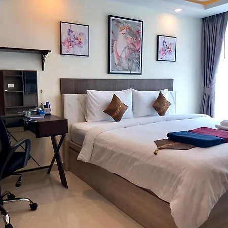 Luxury Business Suits In Grand Avenue By Estates Apartment