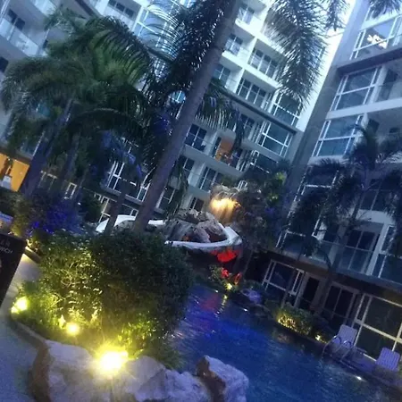 Centara Avenue A4,near Walking Street,freepool,gym