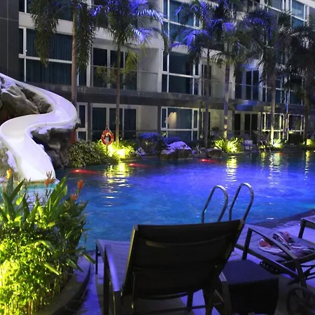 Centara Avenue A4,near Walking Street,freepool,gym 3* Pattaya
