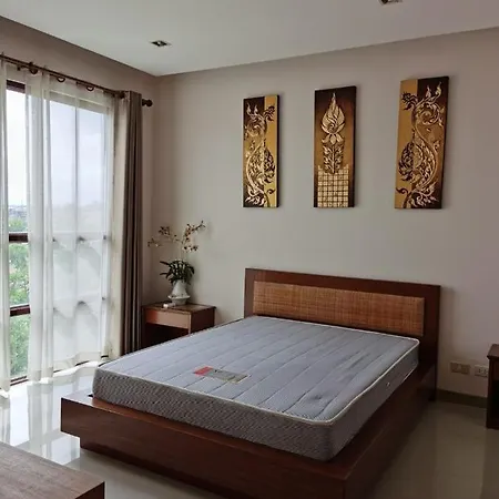 City Aparthotel