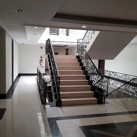 Beautiful A6 Apartment