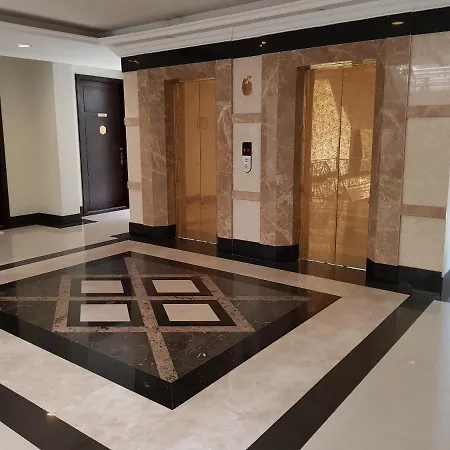 Beautiful A6 Apartment *