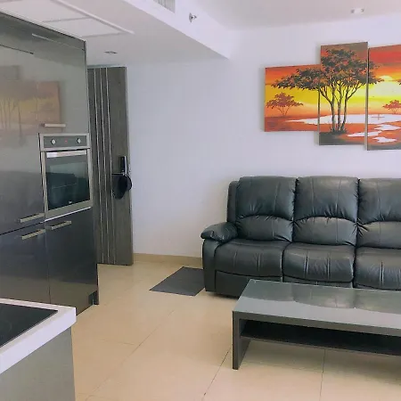Apartment Centara Avenue Soi Buakhao By Daisy 2 *
