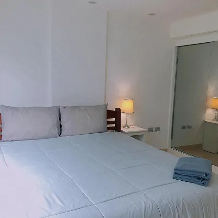 Apartment Centara Avenue Soi Buakhao By Daisy 2 *
