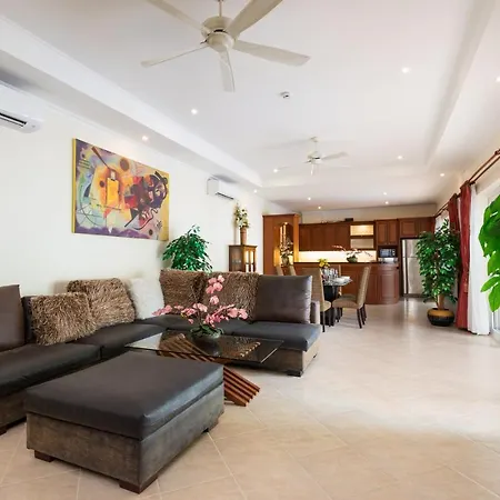 Village Austria Luxury Pool Villa
