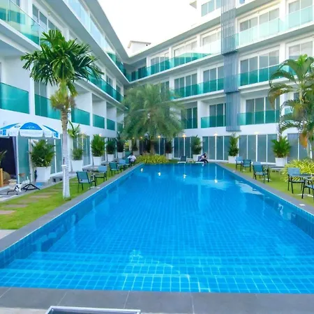 โรงแรม Cozy 3*