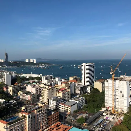 The Base Seaview Pattaya