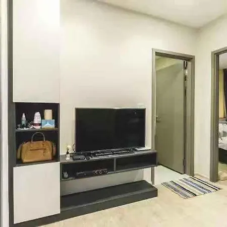 The Base Seaview Pattaya
