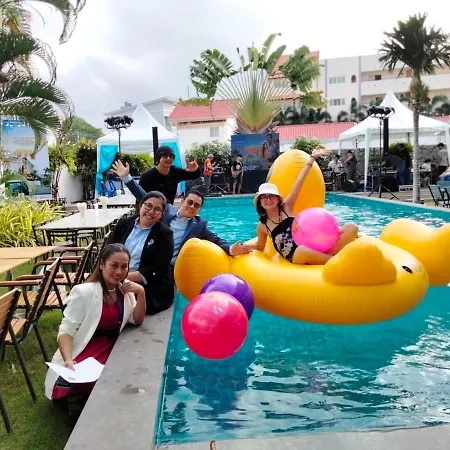 โรงแรม Cozy 3*