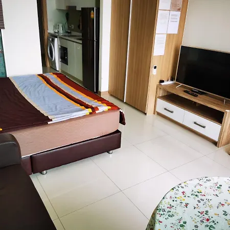 Apartment The Riviera Wongamat Hong *