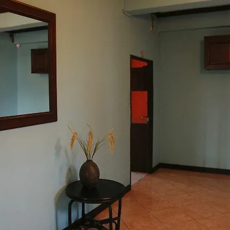 Apartment At Ease Pattaya