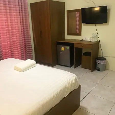 Guest house Mahi & Restaurant Pattaya