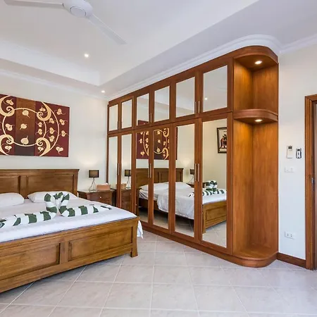 Village Austria Luxury Pool Villa *