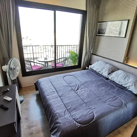 อพาร์ตโฮเทล & Central