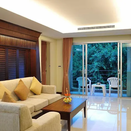 August โรงแรม Pattaya