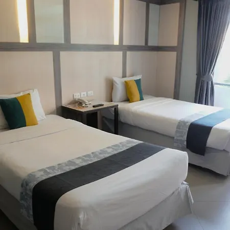 โรงแรม Sea Breeze Jomtien