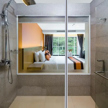 บาลีฮาย เบย์ พัทยา โรงแรม 4*