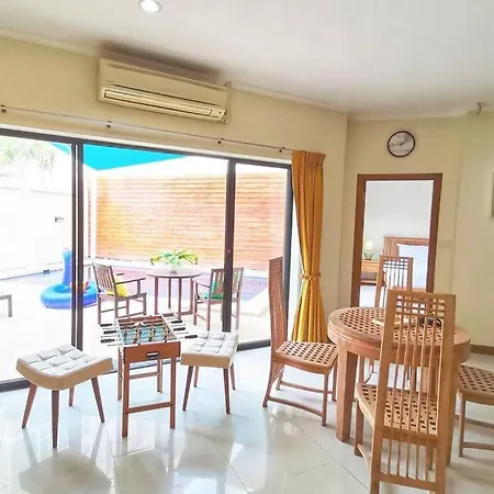 Anb Poolvilla 3br Walk Private In Pratamnak Pattaya