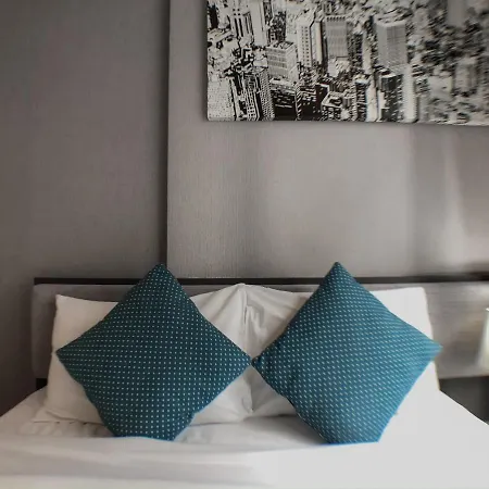 โรงแรม The Base Sml Pattaya
