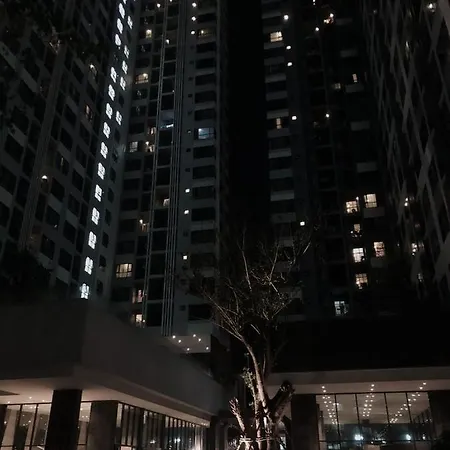 The Base Sml โรงแรม