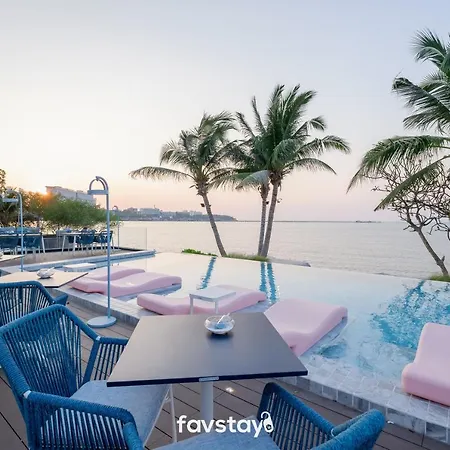 Kram Beach And โรงแรม Pattaya