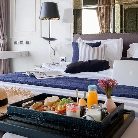 โรงแรม Mera Mare And