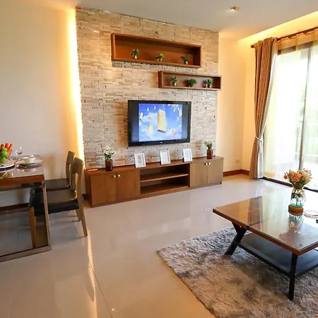 อพาร์ทเม้น By Harmony Pattaya