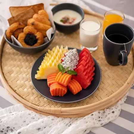 Kram Beach And โรงแรม 5*