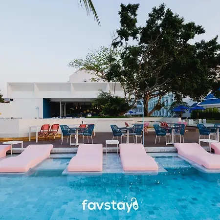 Kram Beach And 5* Pattaya