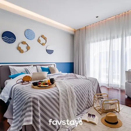 Kram Beach And โรงแรม 5*