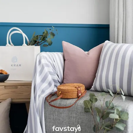 Kram Beach And โรงแรม
