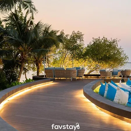 โรงแรม Kram Beach And