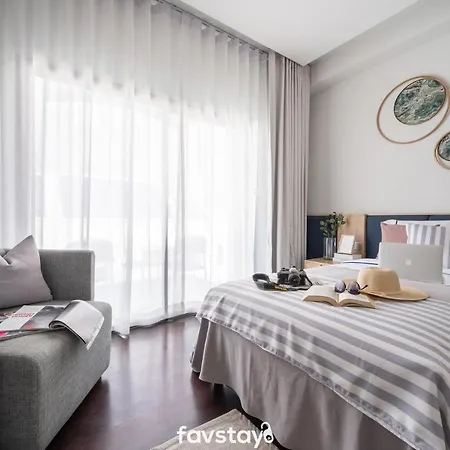 โรงแรม Kram Beach And