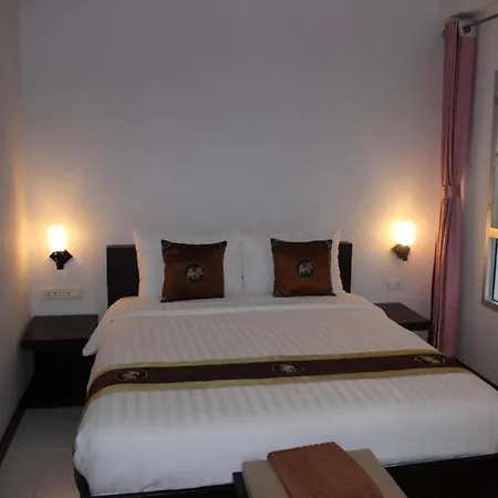 โรงแรม The Ck
