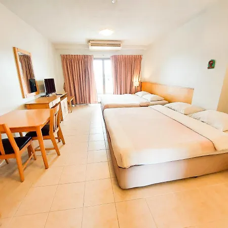 Diamond Place โรงแรม 3*