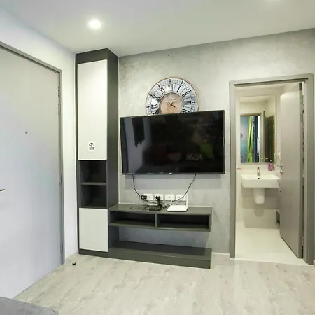 Apartment The Base *