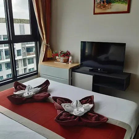 The Base Sea View อพาร์ตโฮเทล