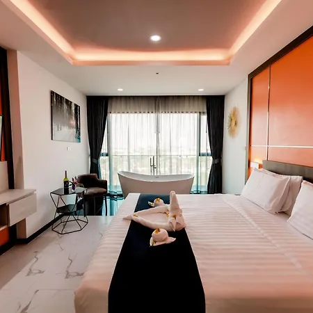 The Proud - Sha Certified โรงแรม Pattaya