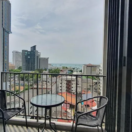 Avenue อพาร์ตโฮเทล Pattaya