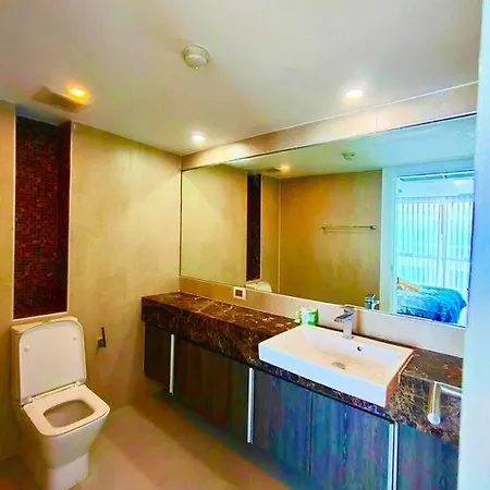 Centara Avenue Apartment
