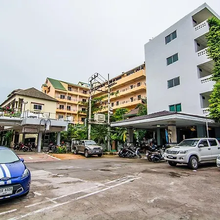 Sutus Court 3 3* Pattaya