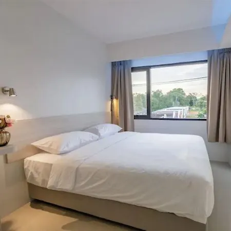 Prima House Pattaya. โรงแรม 4*