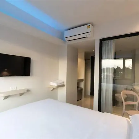 โรงแรม Prima House Pattaya. 4*