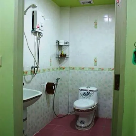Puphaya Budget 122 Hotel