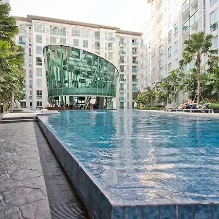 Getaway In Center Apartment *