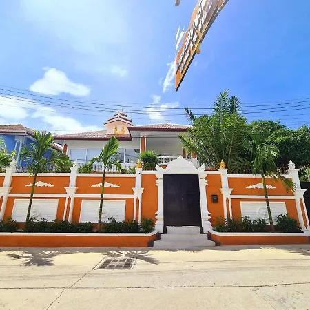 Villa Izzyland Luxury Pool Walking Street *