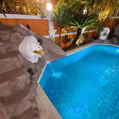 Villa Izzyland Luxury Pool Walking Street *